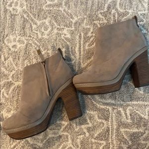 Zara Booties (Size 37)